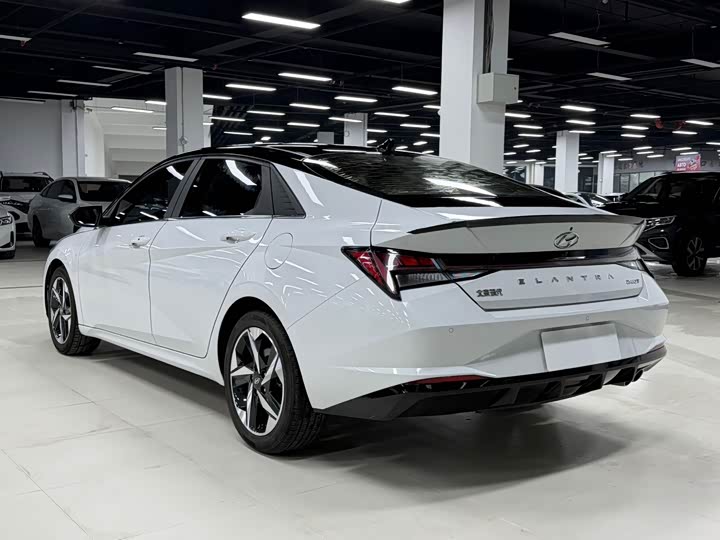 Фото 7 - Hyundai Elantra N line