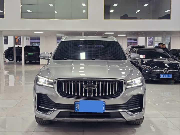 Фото 2 - Geely Monjaro