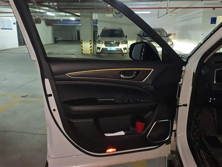 Фото 7 - Honda Avancier