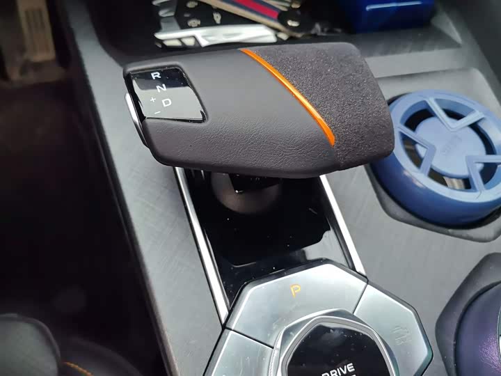 Фото 7 - Changan UNI-V