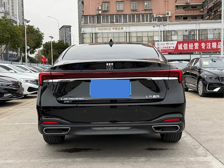 Фото 5 - Buick LaCrosse