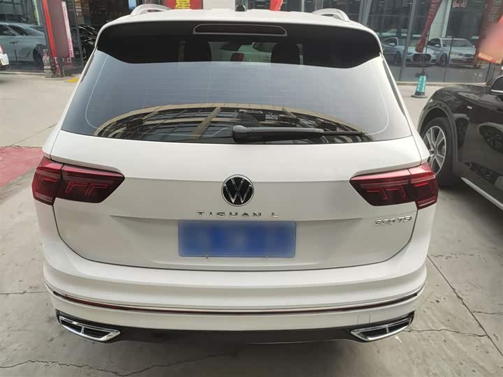 Фото 6 - Volkswagen Tiguan L Pro