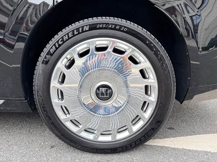 Фото 7 - Zeekr 009