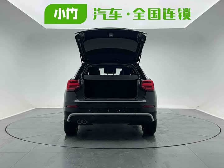 Фото 7 - Audi Q2L