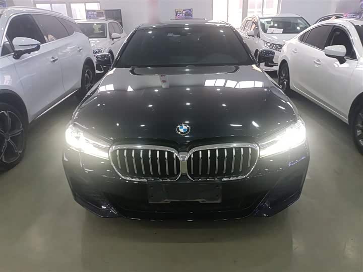 Фото 3 - BMW 5 Series