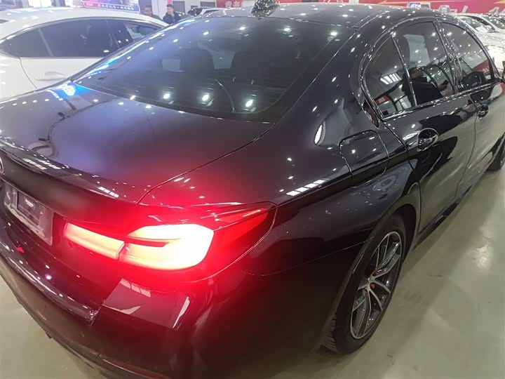 Фото 7 - BMW 5 Series