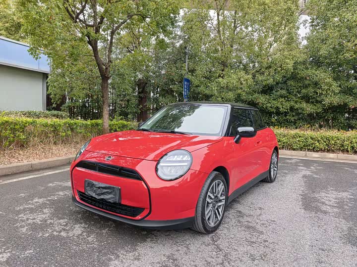 Фото 1 - Mini Cooper