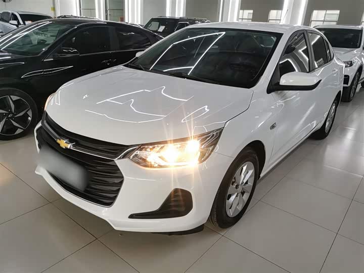 Фото 1 - Chevrolet Onix (Cavalier)