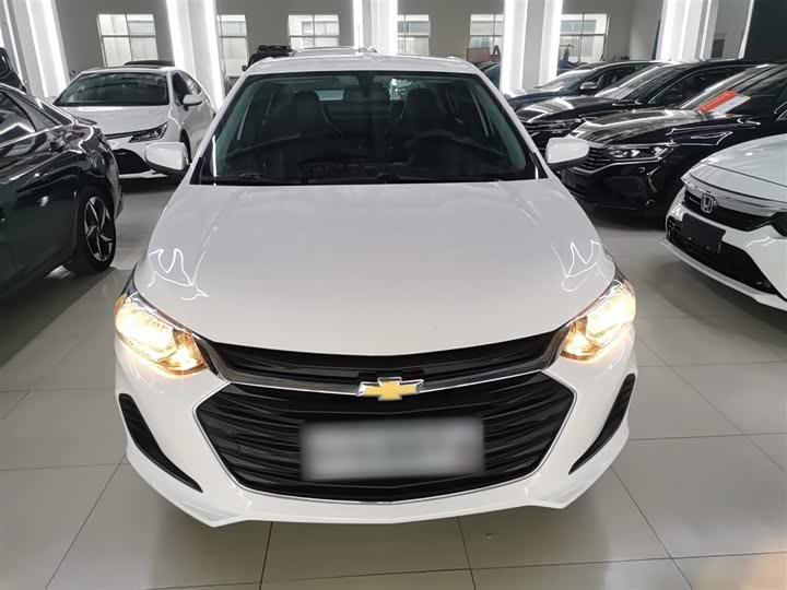 Фото 3 - Chevrolet Onix (Cavalier)