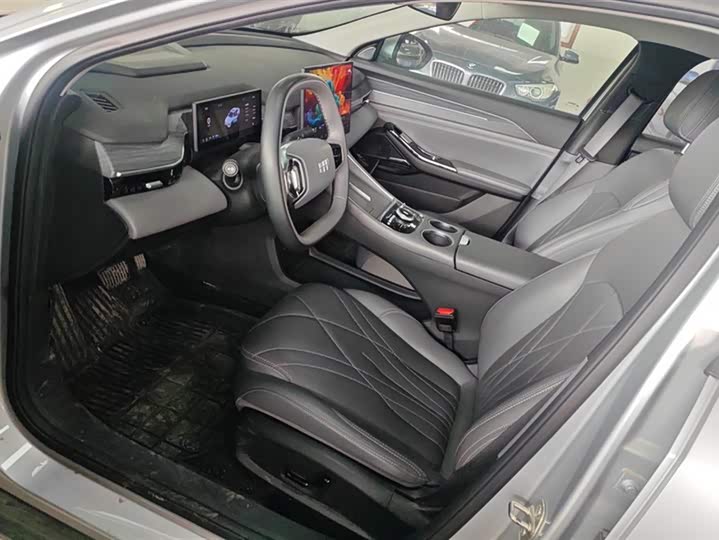 Фото 9 - Geely Galaxy L6