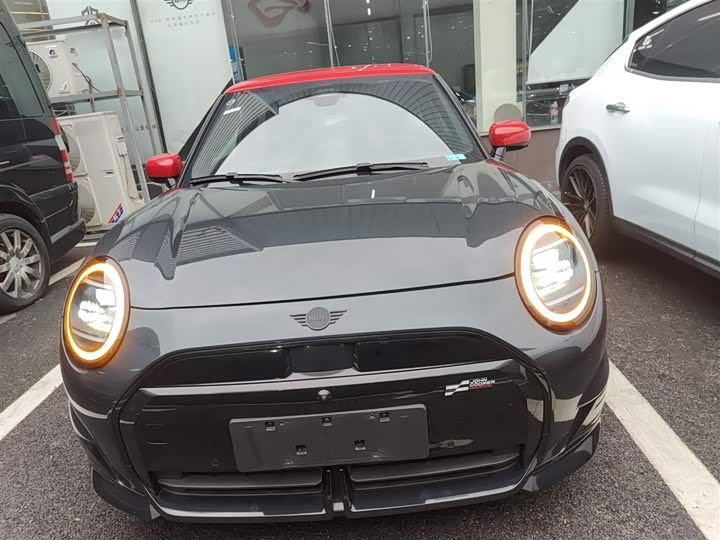 Фото 3 - Mini Cooper