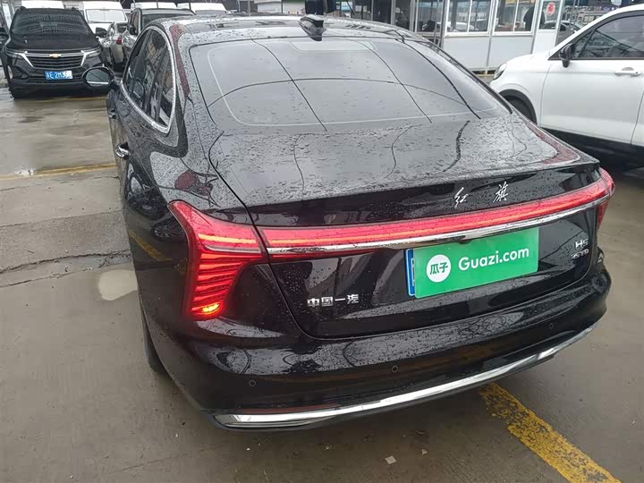 Фото 5 - Hongqi H5