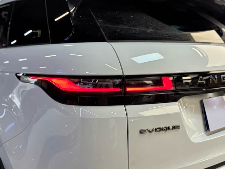 Фото 7 - Land Rover Range Rover Evoque L