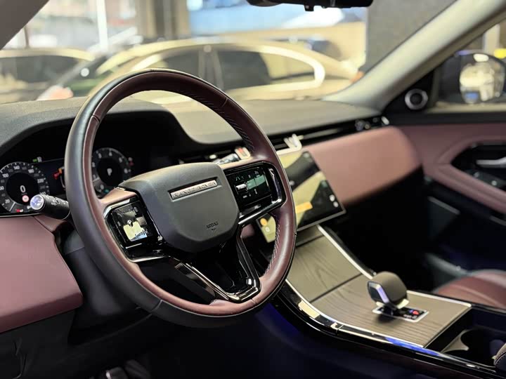 Фото 9 - Land Rover Range Rover Evoque L