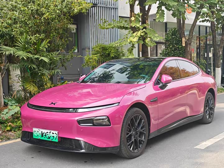 Фото 1 - XPeng P7