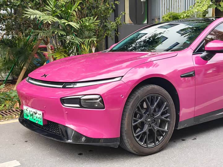 Фото 5 - XPeng P7