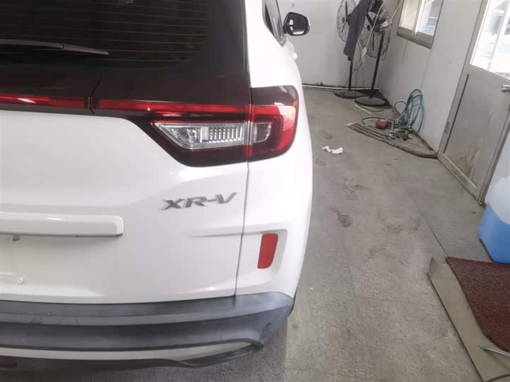 Фото 8 - Honda XR-V