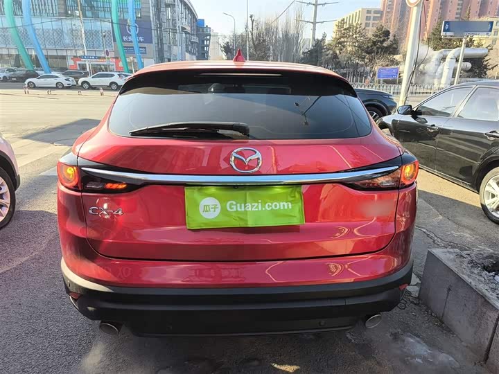 Фото 6 - Mazda CX-4