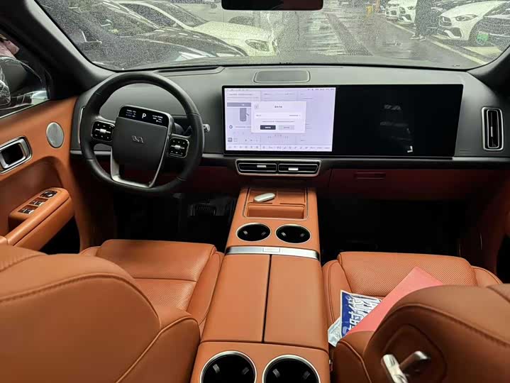 Фото 3 - LiXiang L8