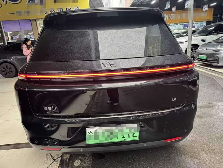 Фото 7 - LiXiang L8