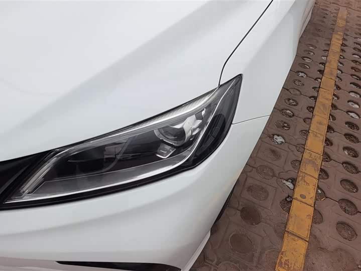 Фото 5 - Geely Binrui