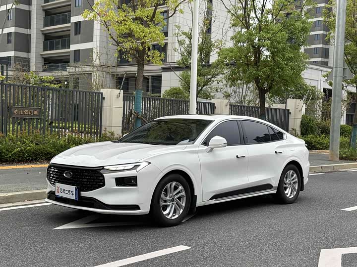 Фото 1 - Ford Mondeo