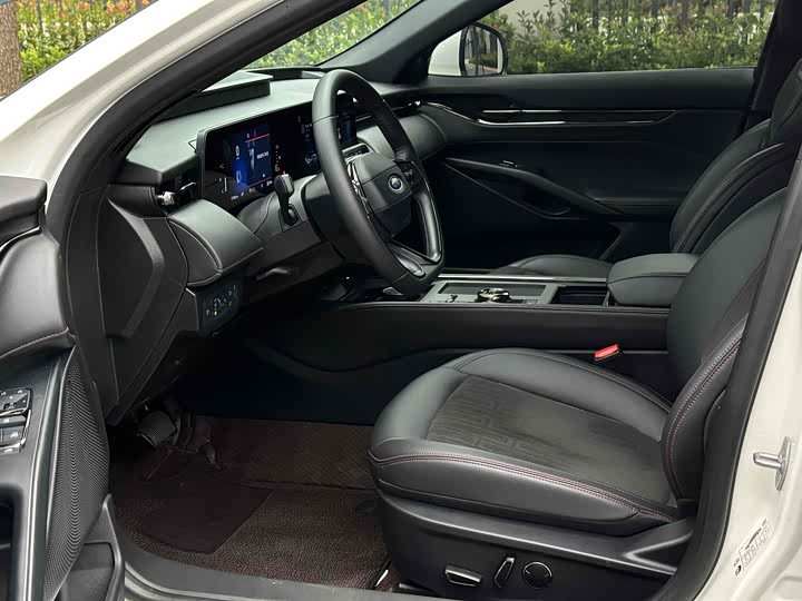 Фото 6 - Ford Mondeo