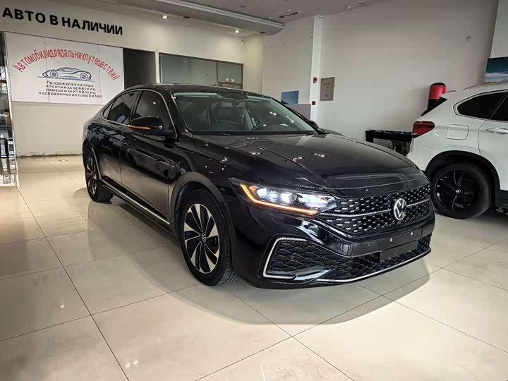 Фото 5 - Volkswagen Passat