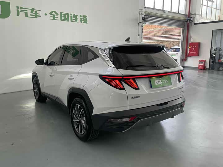 Фото 5 - Hyundai Tucson L