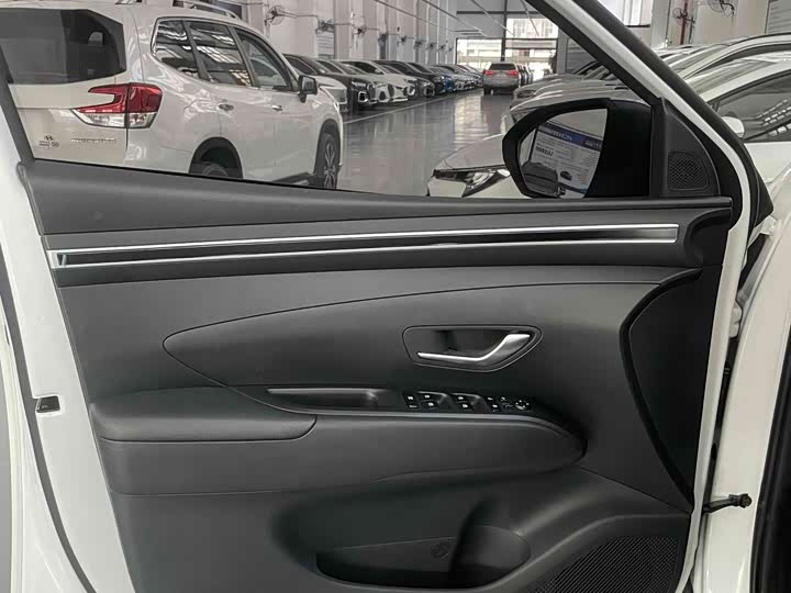 Фото 8 - Hyundai Tucson L