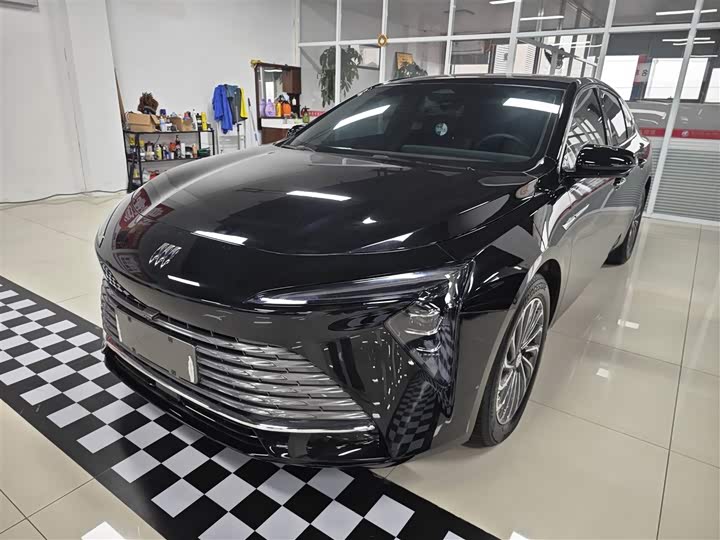 Фото 1 - Buick LaCrosse