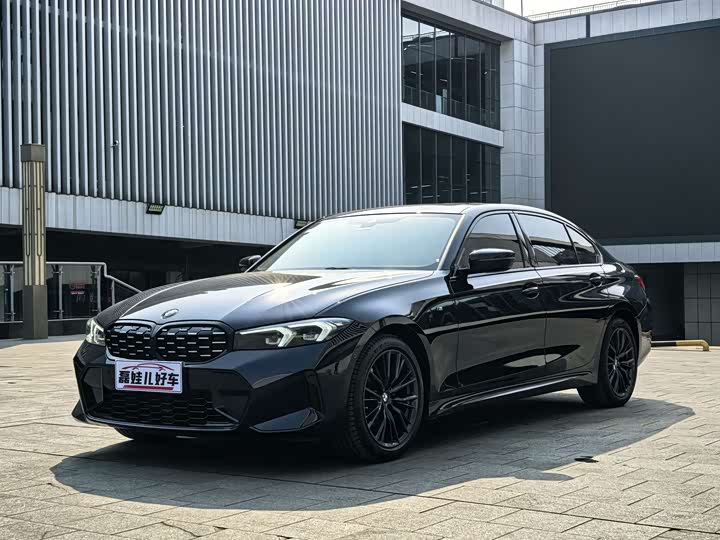 Фото 1 - BMW 3 Series