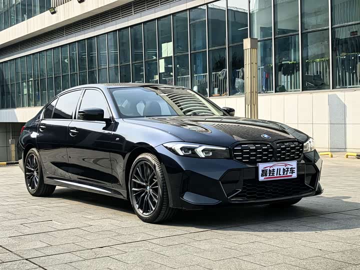 Фото 3 - BMW 3 Series