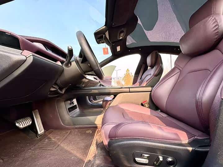 Фото 4 - Xiaomi SU7