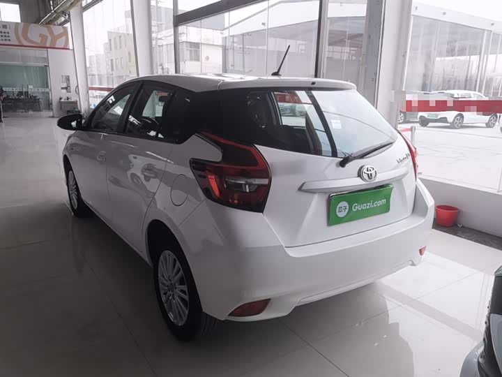 Фото 5 - Toyota Vios FS