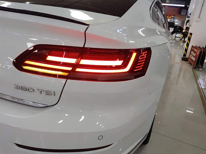 Фото 8 - Volkswagen CC