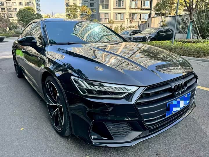 Фото 2 - Audi A7