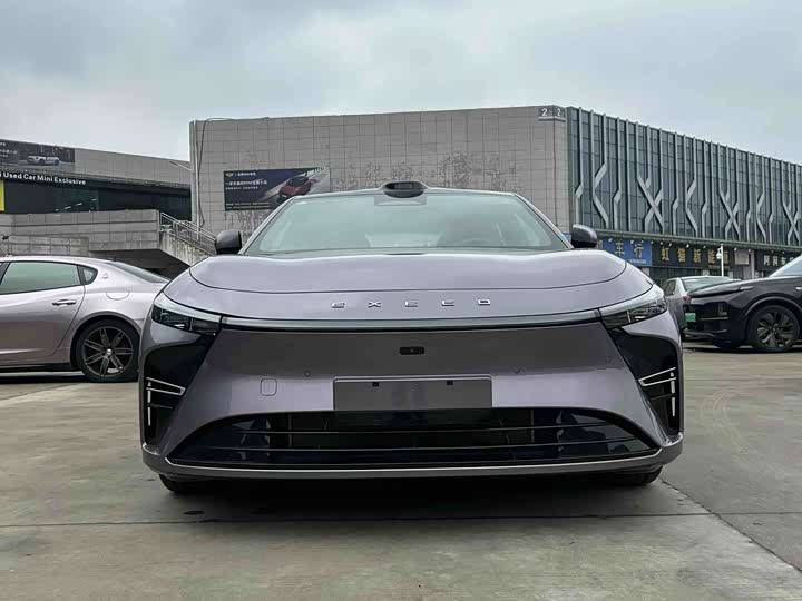 Фото 2 - Exeed Sterra ES