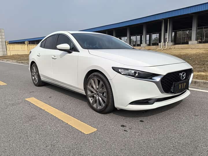 Фото 3 - Mazda 3 (Axela)