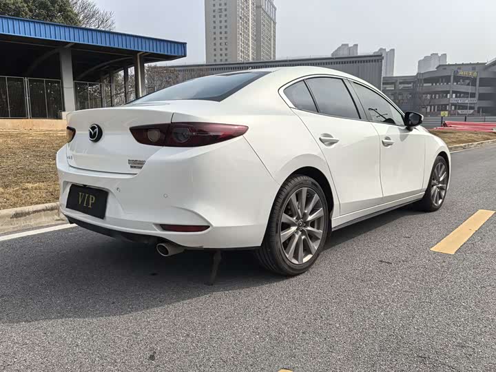 Фото 5 - Mazda 3 (Axela)