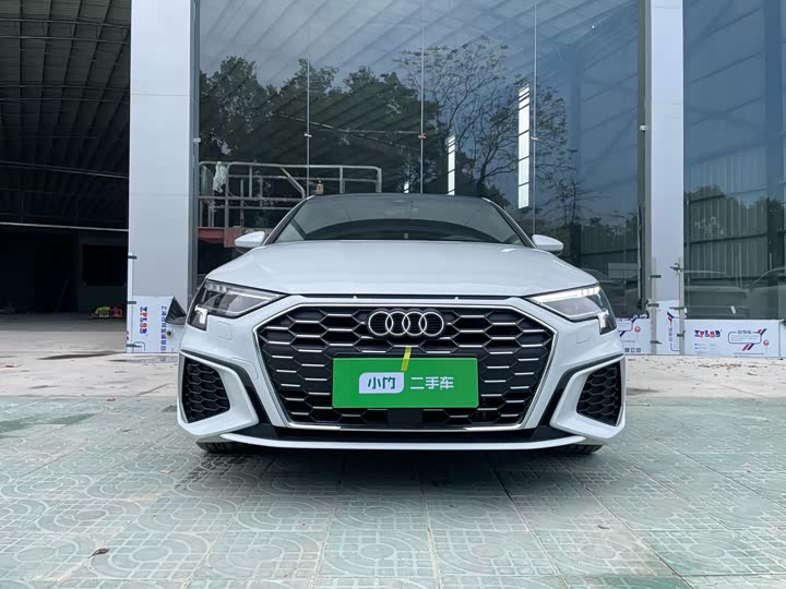 Фото 2 - Audi A3