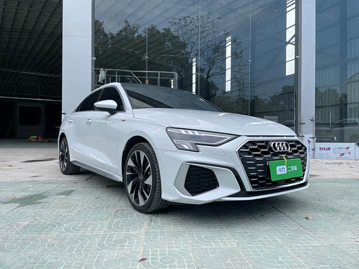 Фото 3 - Audi A3