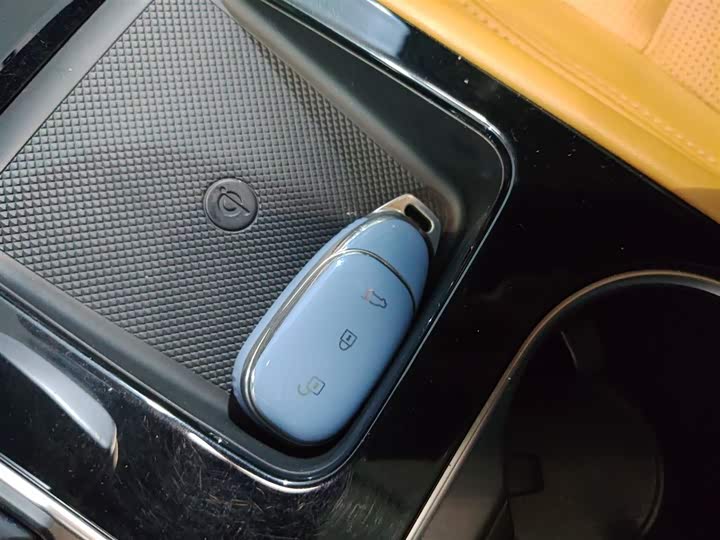 Фото 9 - LiXiang One