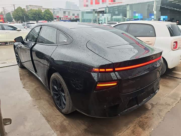 Фото 5 - XPeng P7