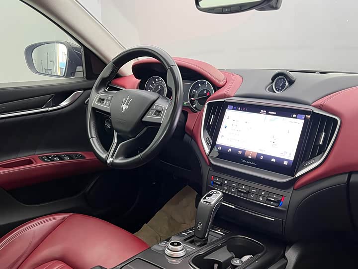 Фото 6 - Maserati Ghibli