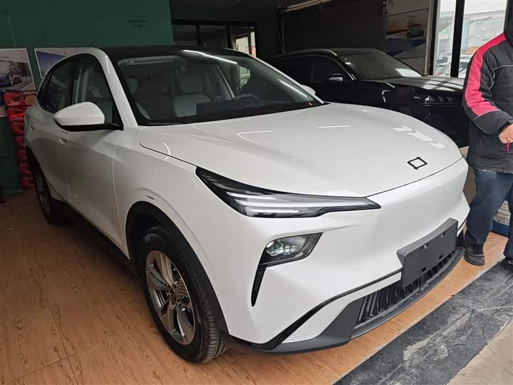 Фото 4 - Bestune 03