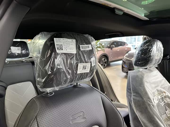 Фото 8 - Volkswagen Golf