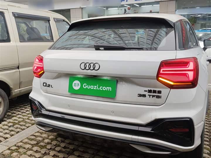 Фото 6 - Audi Q2L