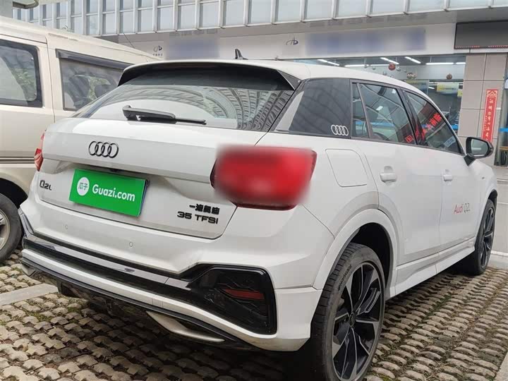 Фото 7 - Audi Q2L