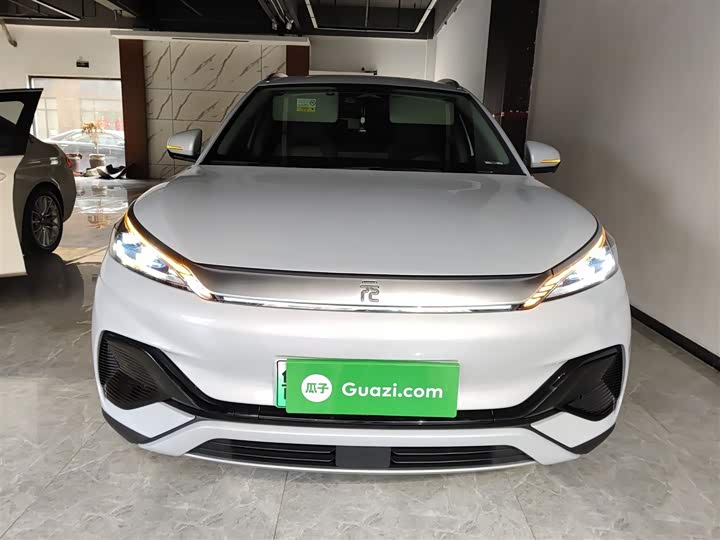 Фото 3 - BYD Yuan Plus